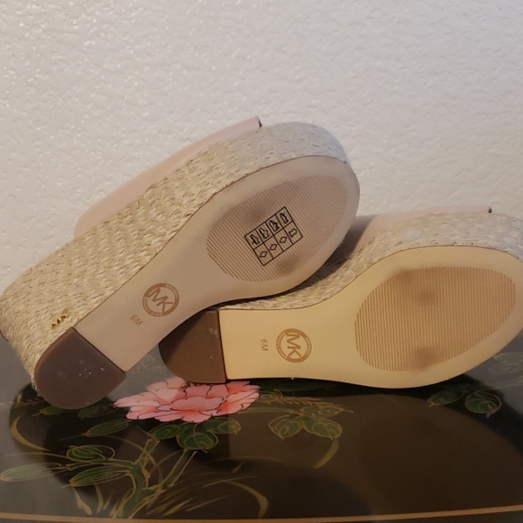 Michael Kors platform - Picture 3 of 3